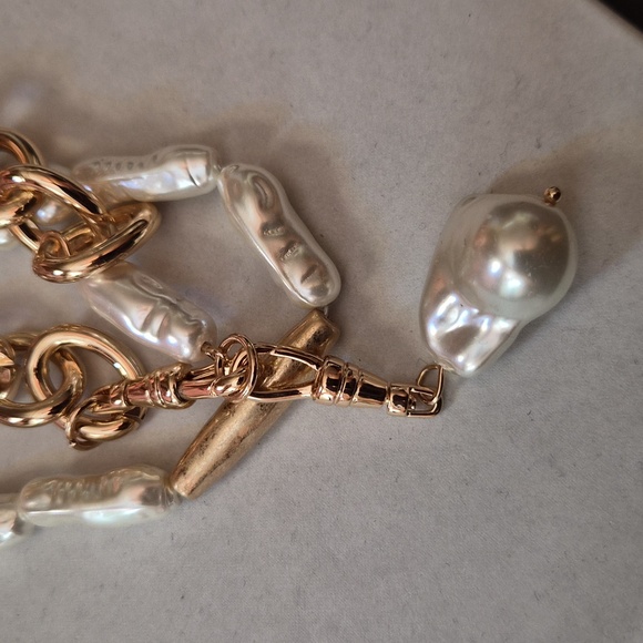 Anthropolie Gold and White Chain Necklace with Pearl Accent - Picture 2 of 2